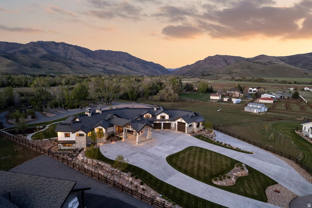 1034 S 9150 E Huntsville, UT 84317