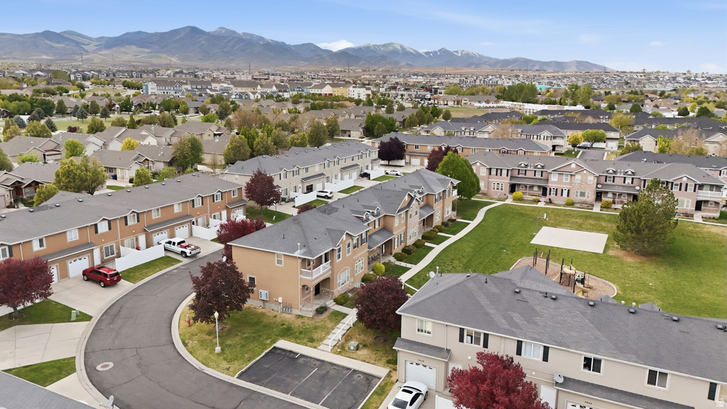 5176 W DOVE CREEK LN West Jordan, UT 84081