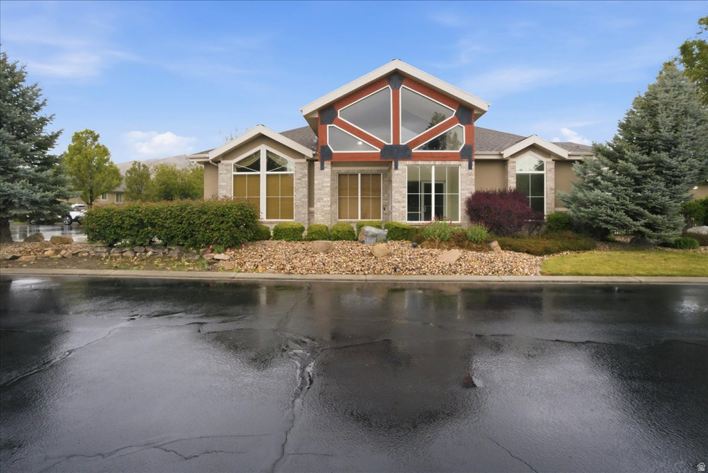 3332 N 660 E Lehi, UT 84043
