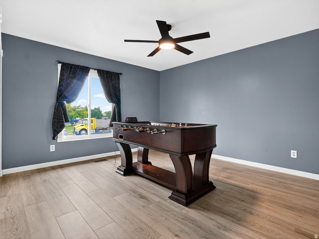 5592 S 3975 W Roy, UT 84067