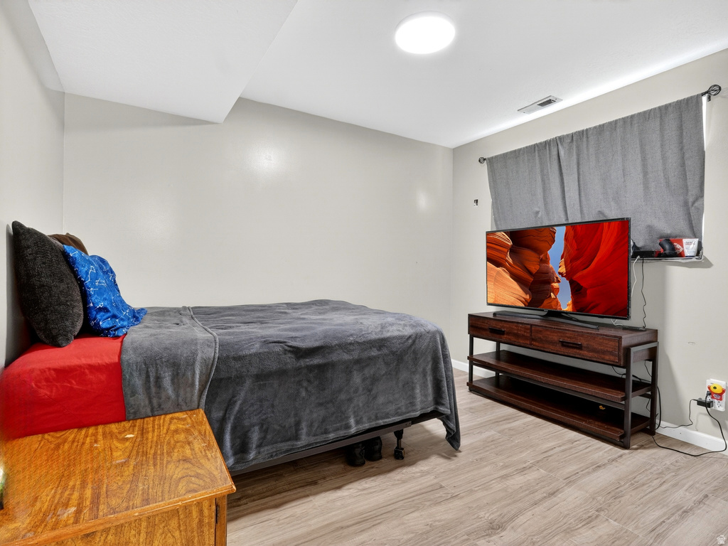 5592 S 3975 W Roy, UT 84067