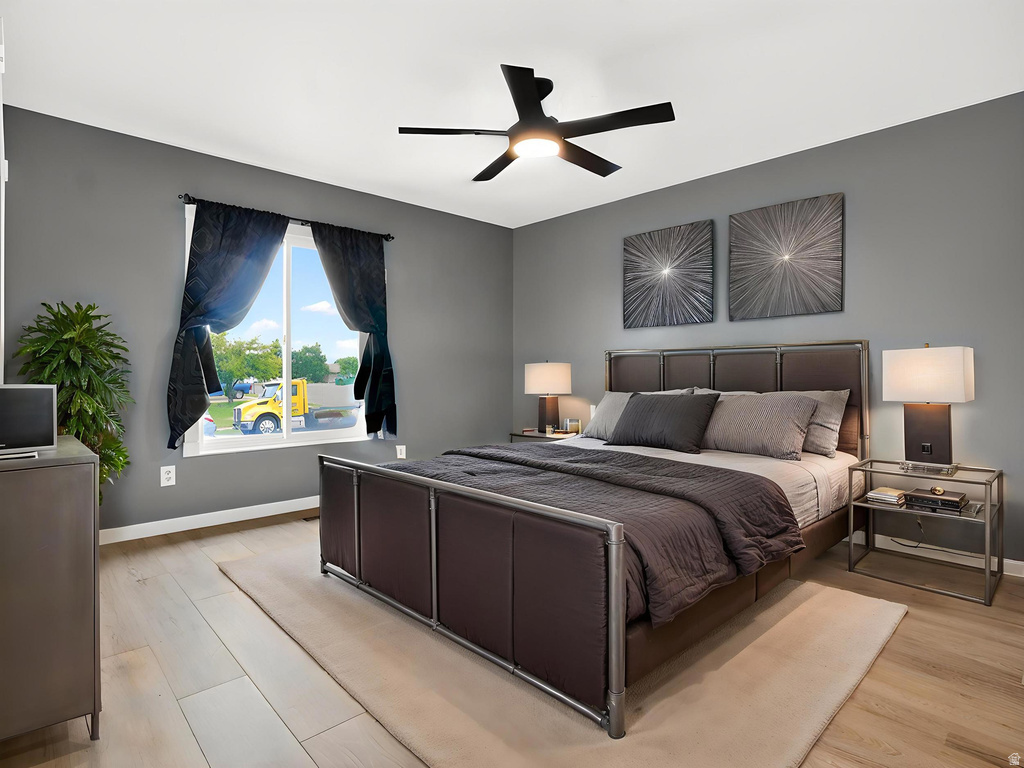 5592 S 3975 W Roy, UT 84067