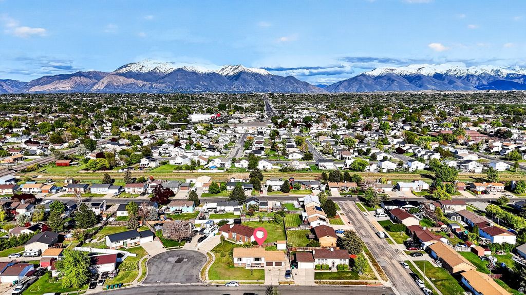 5592 S 3975 W Roy, UT 84067