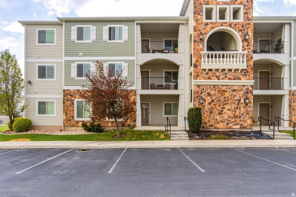 1821 N CREST RD #O-1821 Saratoga Springs, UT 84045