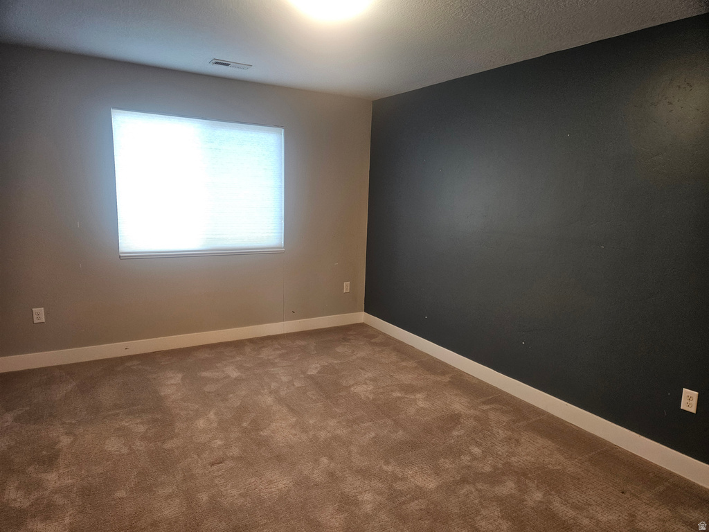 712 S 1750 W Syracuse, UT 84075