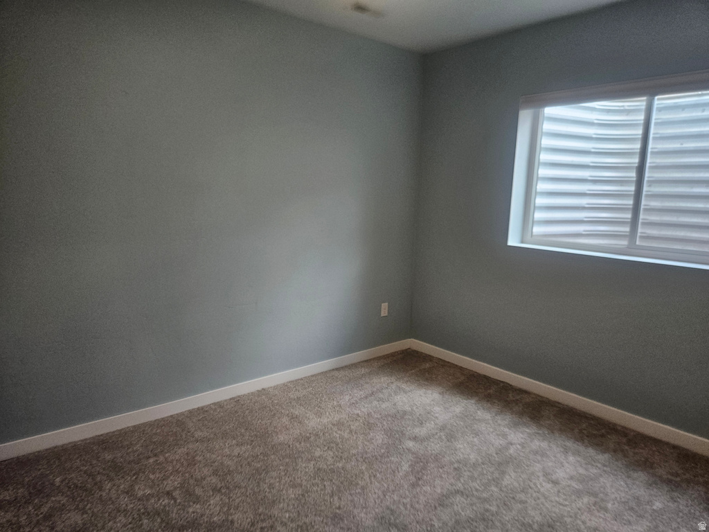 712 S 1750 W Syracuse, UT 84075