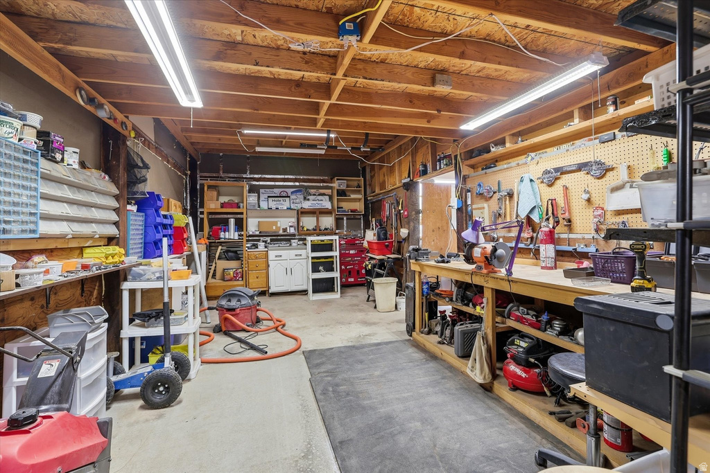 3663 W PIONEER RD Marriott Slaterville, UT 84404