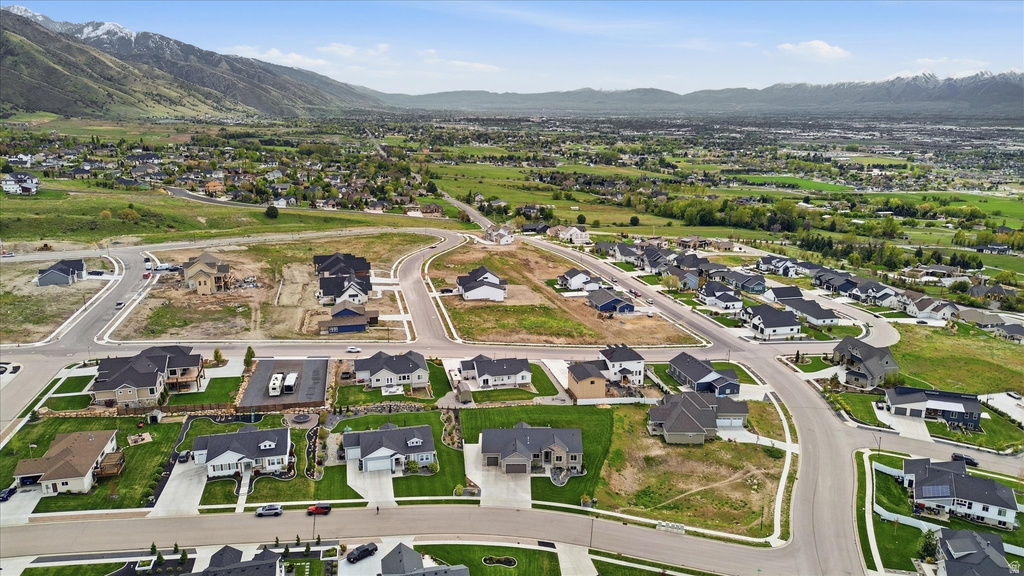 1034 E 50 N Hyde Park, UT 84318