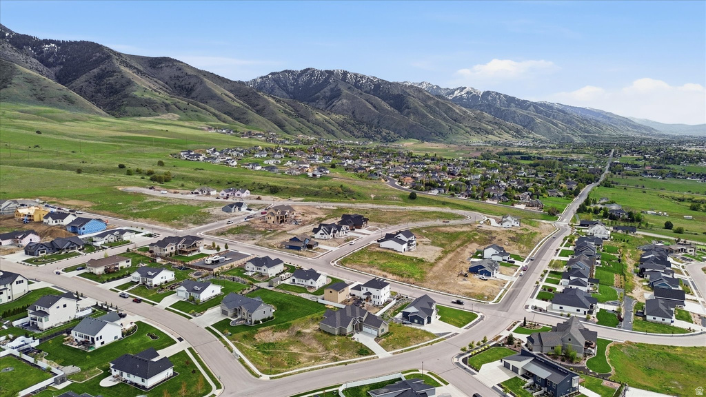 1034 E 50 N Hyde Park, UT 84318