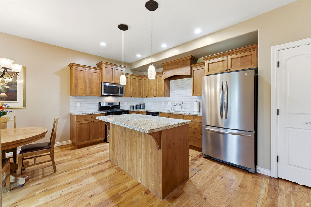 7235 S VIANSA CT Midvale, UT 84047