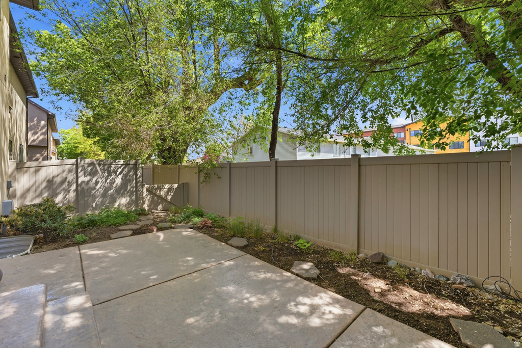 7235 S VIANSA CT Midvale, UT 84047