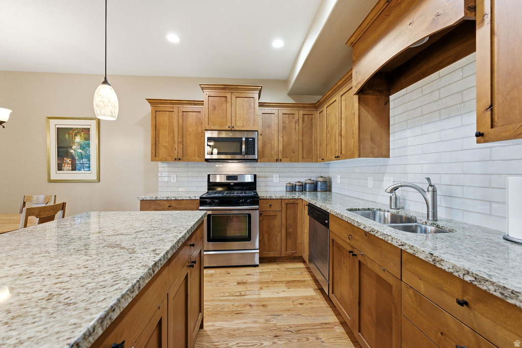 7235 S VIANSA CT Midvale, UT 84047