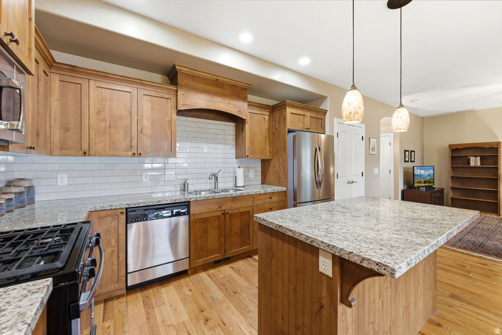 7235 S VIANSA CT Midvale, UT 84047