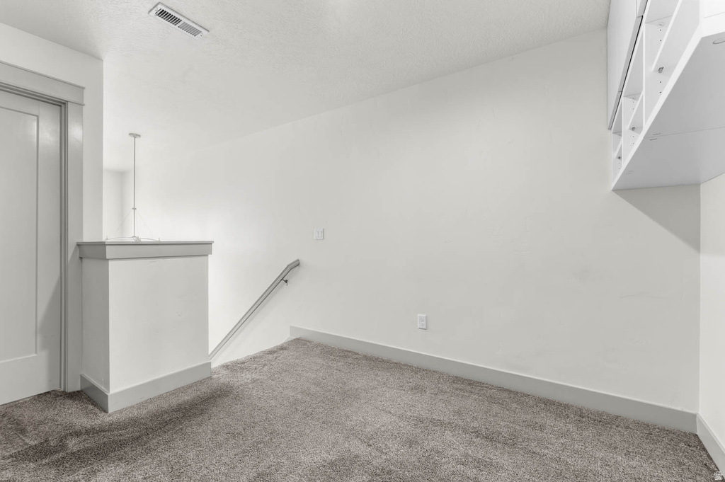 272 E KIRSTEN LN North Salt Lake, UT 84054