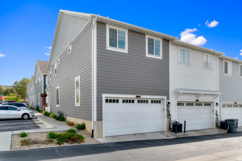 272 E KIRSTEN LN North Salt Lake, UT 84054