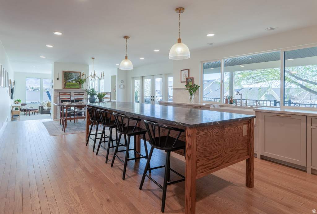 1079 W RIDGESIDE CT South Jordan, UT 84095