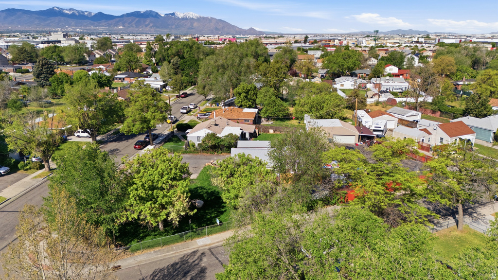 1270 S STEWART ST Salt Lake City, UT 84104