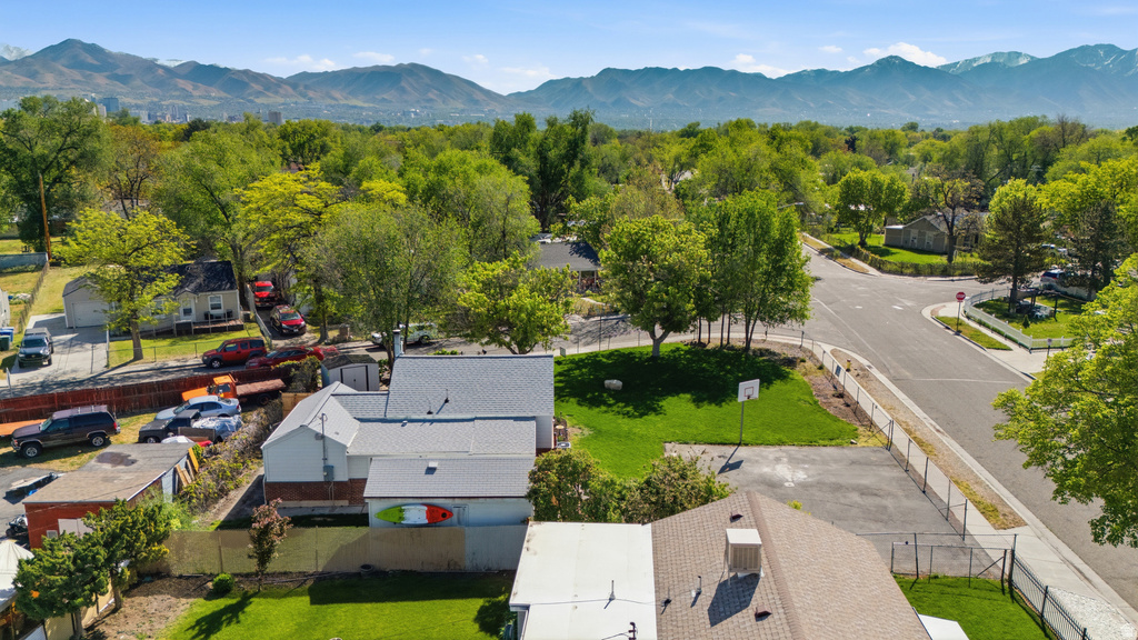 1270 S STEWART ST Salt Lake City, UT 84104