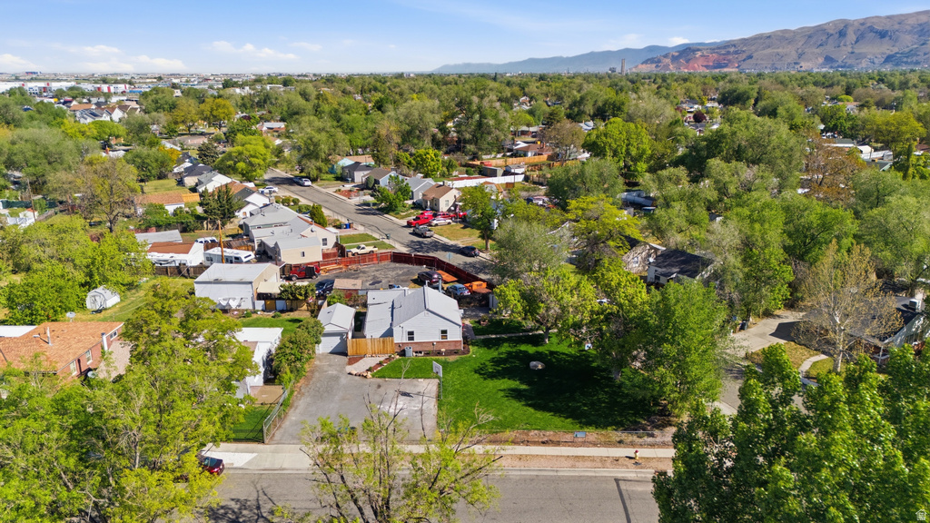 1270 S STEWART ST Salt Lake City, UT 84104