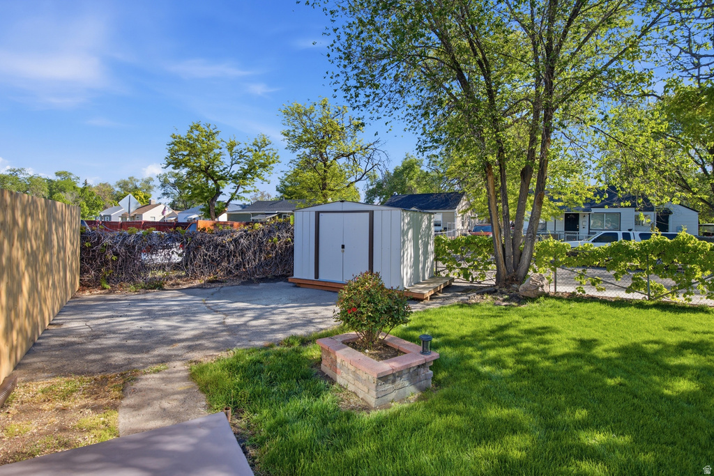1270 S STEWART ST Salt Lake City, UT 84104