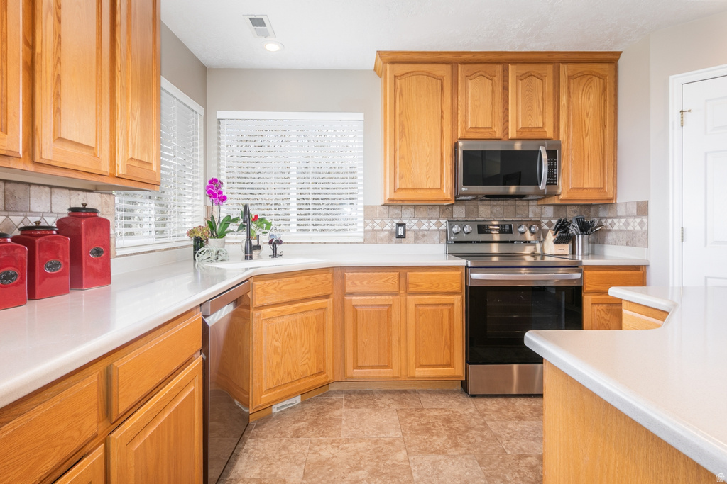 603 E SOUTHFORK DR Draper, UT 84020