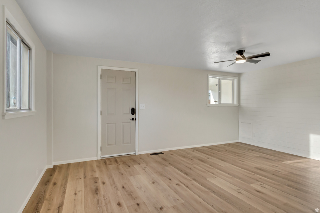 1619 S 700 W Woods Cross, UT 84087