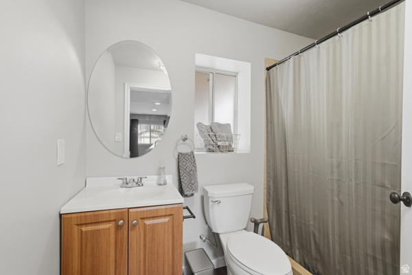 492 W 180 N Clearfield, UT 84015