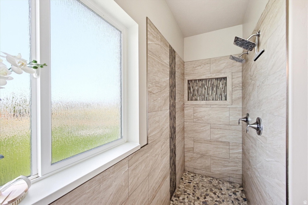 1839 S 3335 W West Haven, UT 84401