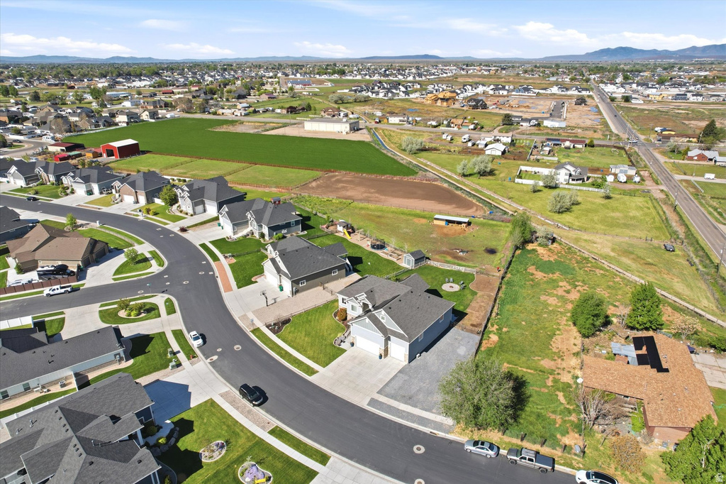 1839 S 3335 W West Haven, UT 84401