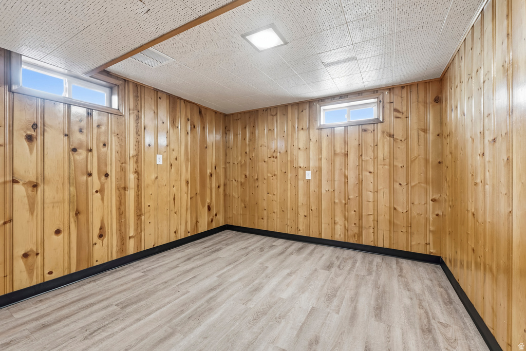 1365 E 21 ST FALS Ogden, UT 84403