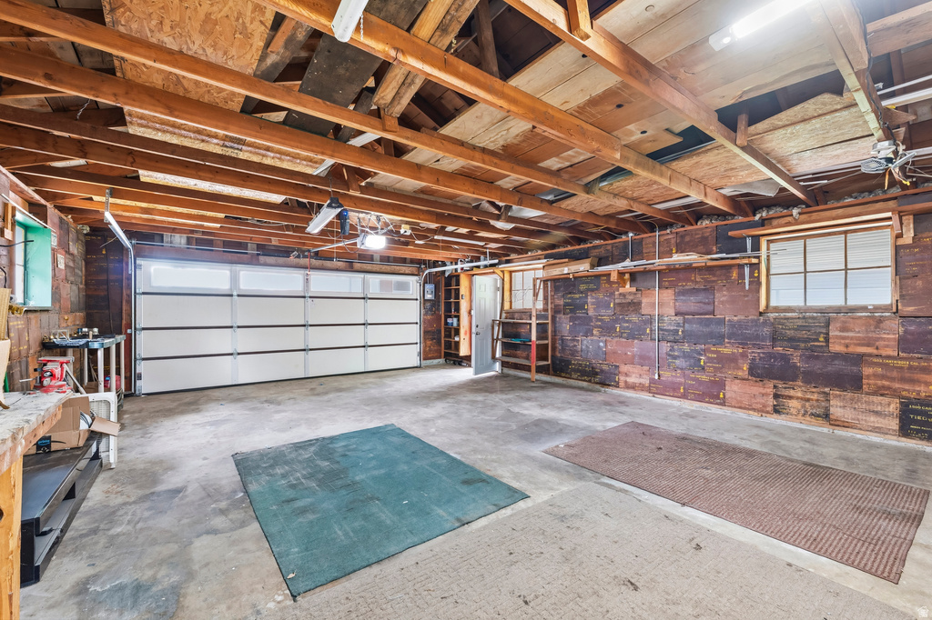 1365 E 21 ST FALS Ogden, UT 84403