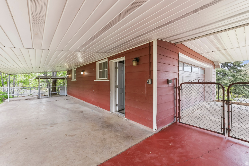 1365 E 21 ST FALS Ogden, UT 84403