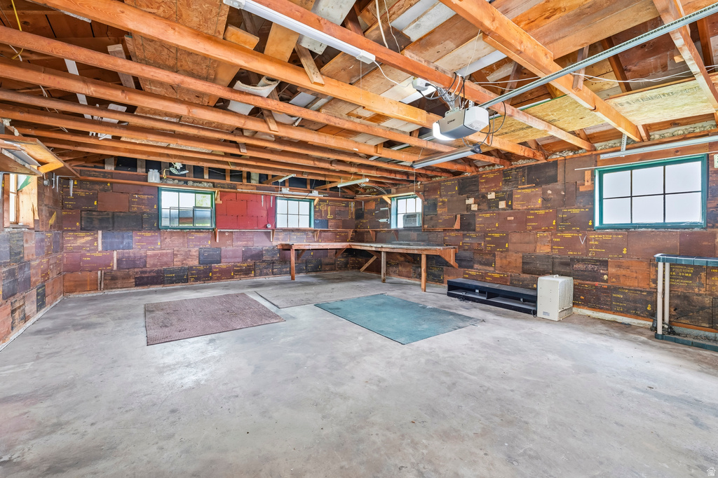 1365 E 21 ST FALS Ogden, UT 84403