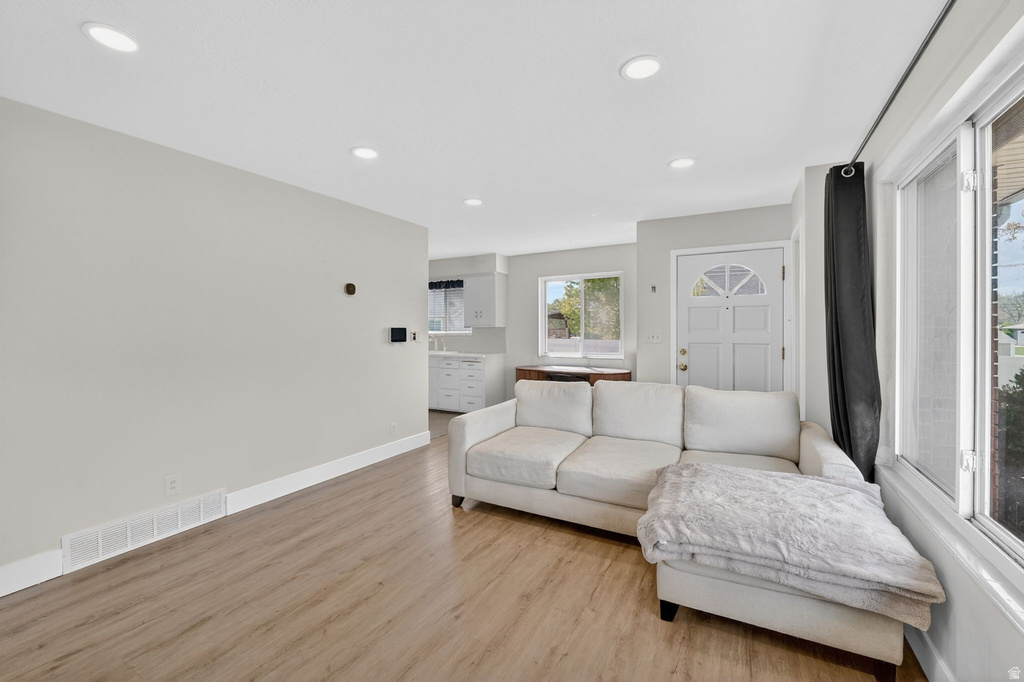 620 N CENTER ST Lehi, UT 84043