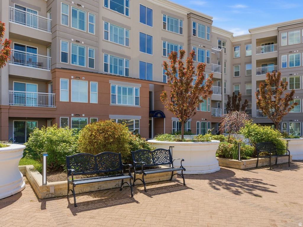 3075 E KENNEDY DR #513 Salt Lake City, UT 84108