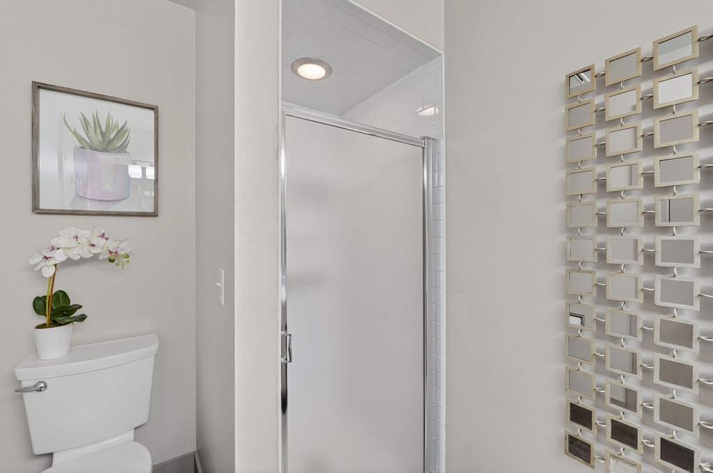 4481 S NEW VINTAGE CT Salt Lake City, UT 84124