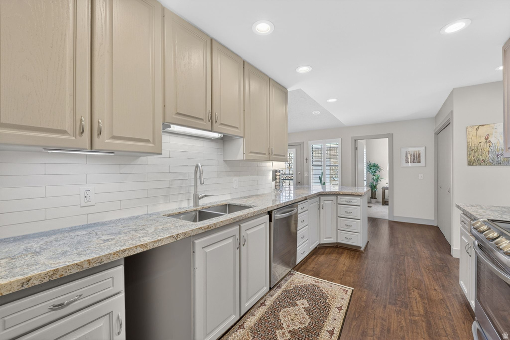 4481 S NEW VINTAGE CT Salt Lake City, UT 84124