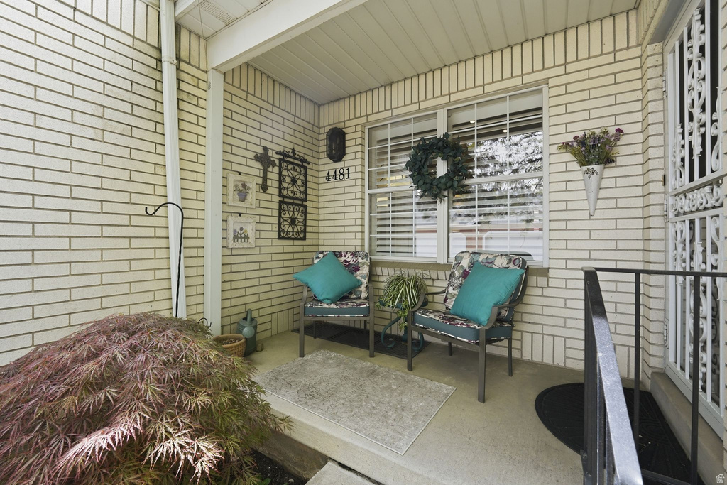 4481 S NEW VINTAGE CT Salt Lake City, UT 84124