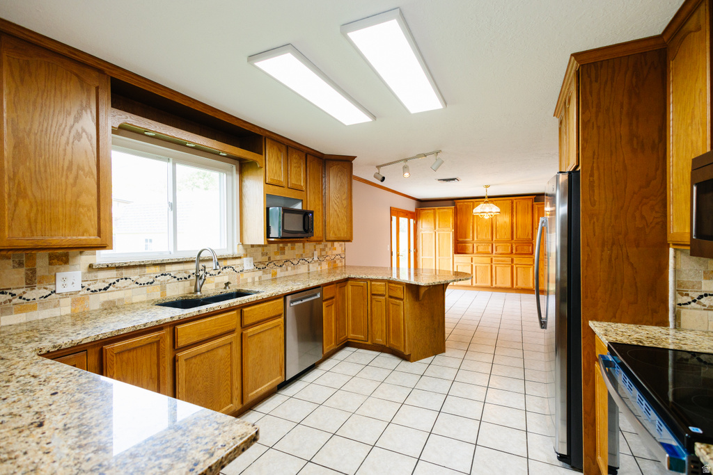 39 S VILLAGE WAY Fruit Heights, UT 84037