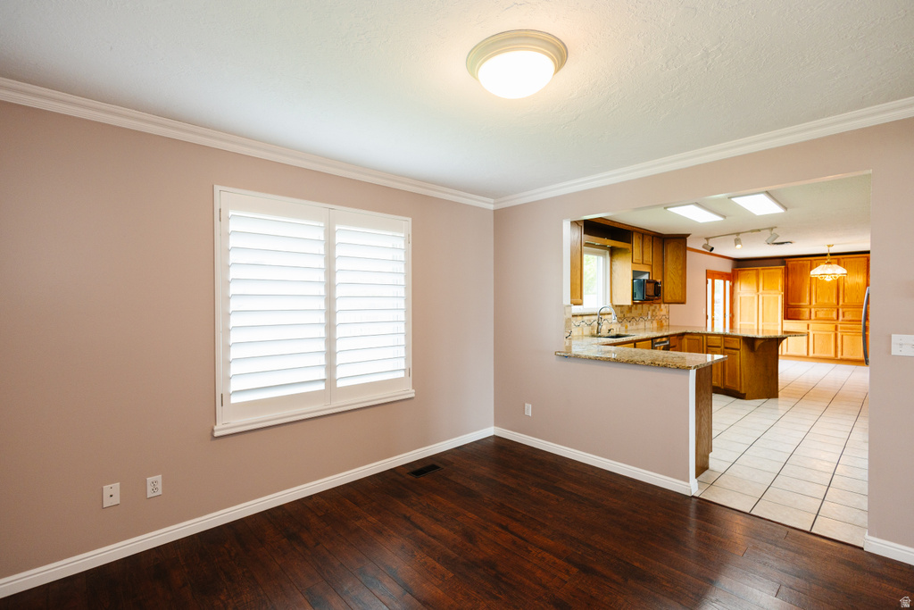 39 S VILLAGE WAY Fruit Heights, UT 84037