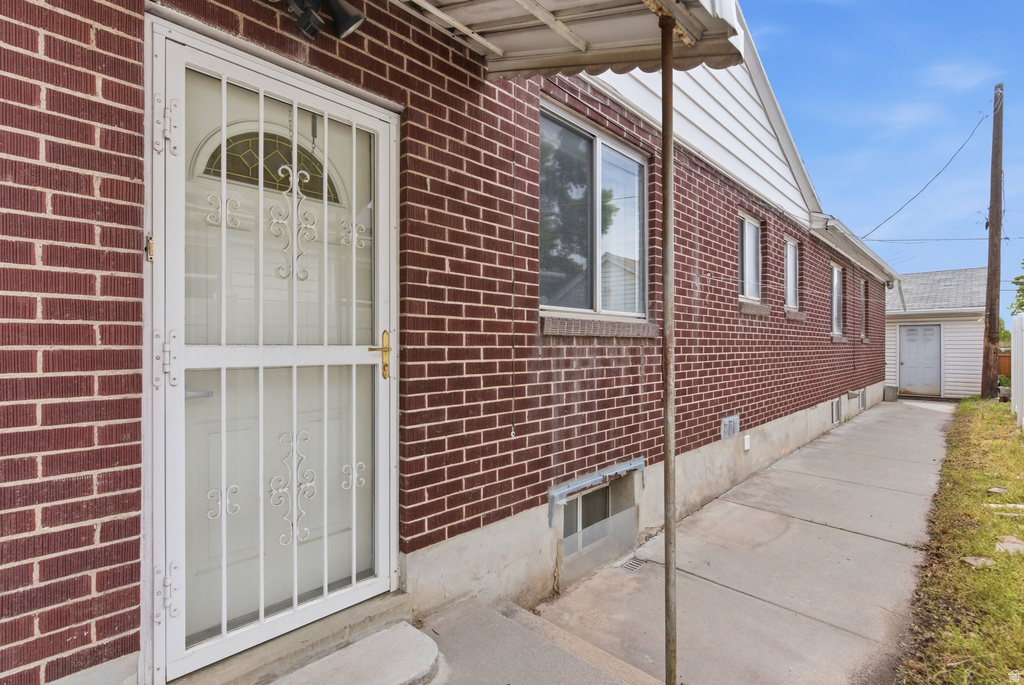1645 E 2700 S Salt Lake City, UT 84106