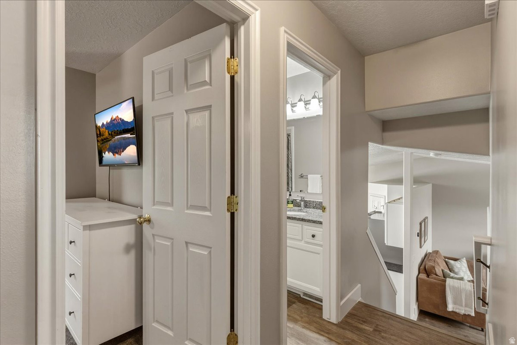 6054 S 1325 E South Ogden, UT 84405