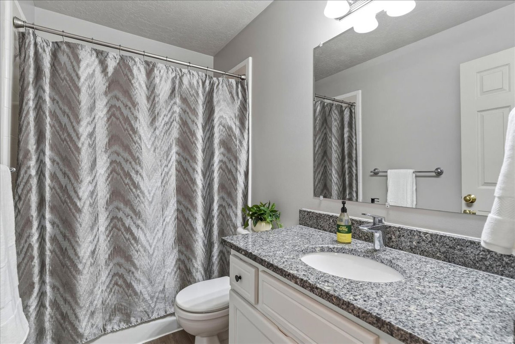 6054 S 1325 E South Ogden, UT 84405