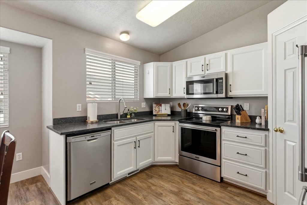 6054 S 1325 E South Ogden, UT 84405