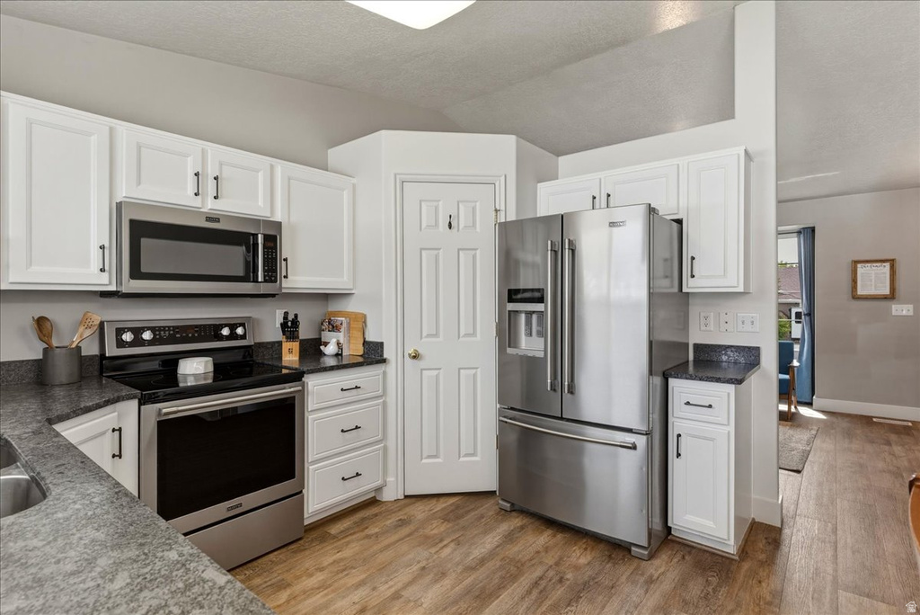 6054 S 1325 E South Ogden, UT 84405