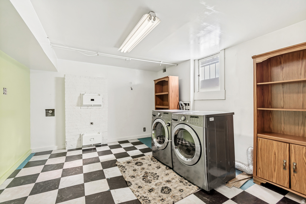 1280 E LAIRD AVE Salt Lake City, UT 84105