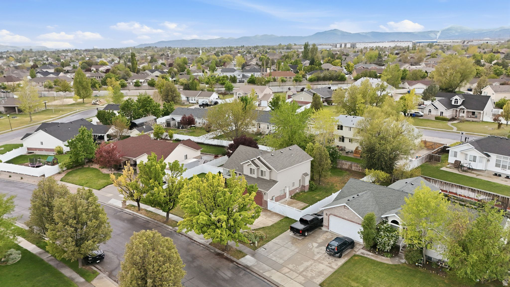 4975 W MCGINNIS LN West Jordan, UT 84081