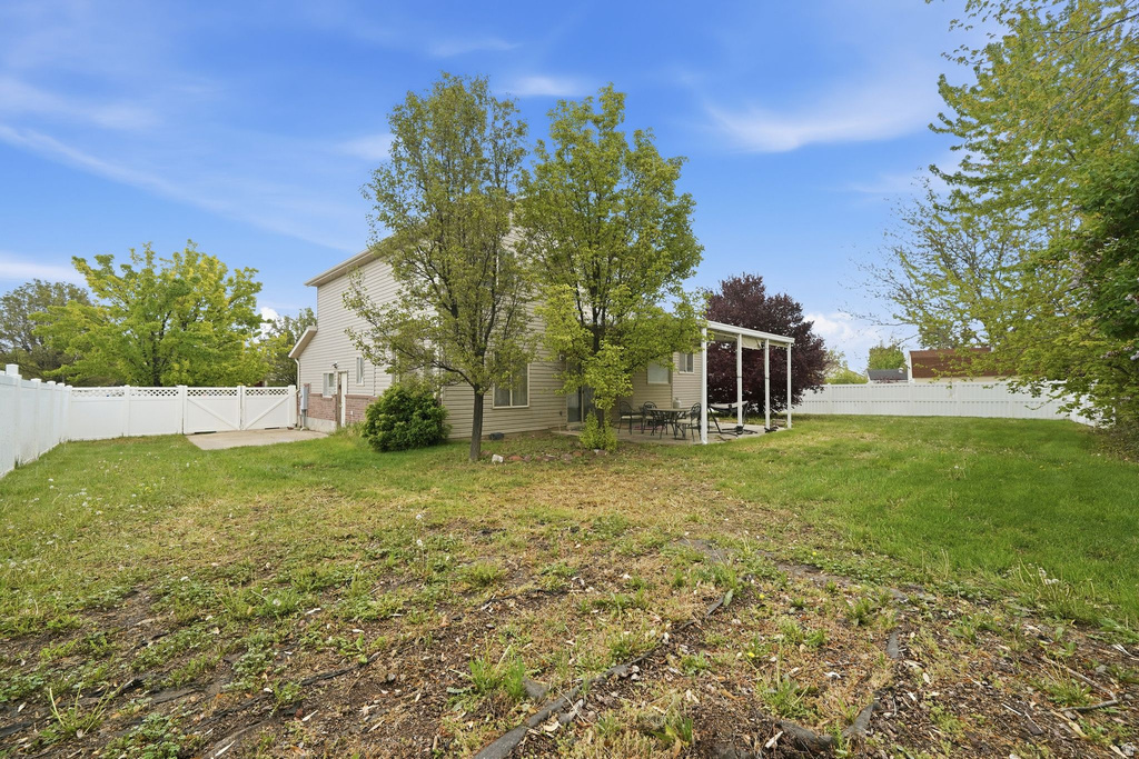 4975 W MCGINNIS LN West Jordan, UT 84081