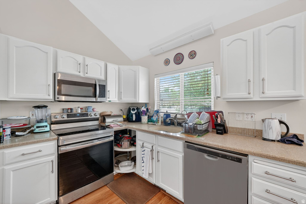 4975 W MCGINNIS LN West Jordan, UT 84081