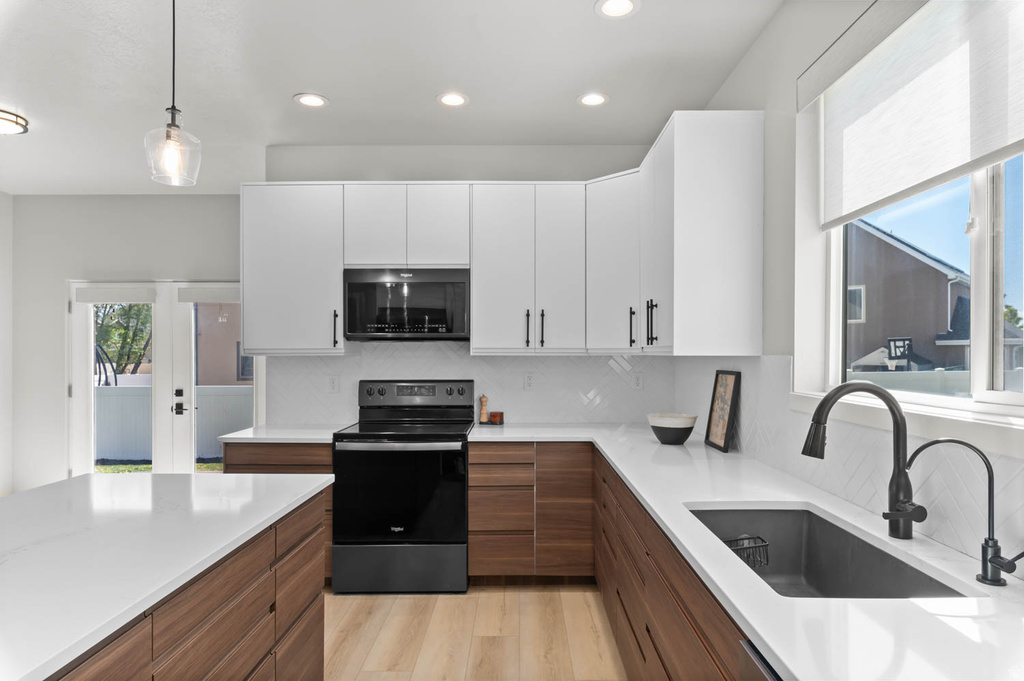 708 N DEVONSHIRE DR Saratoga Springs, UT 84045